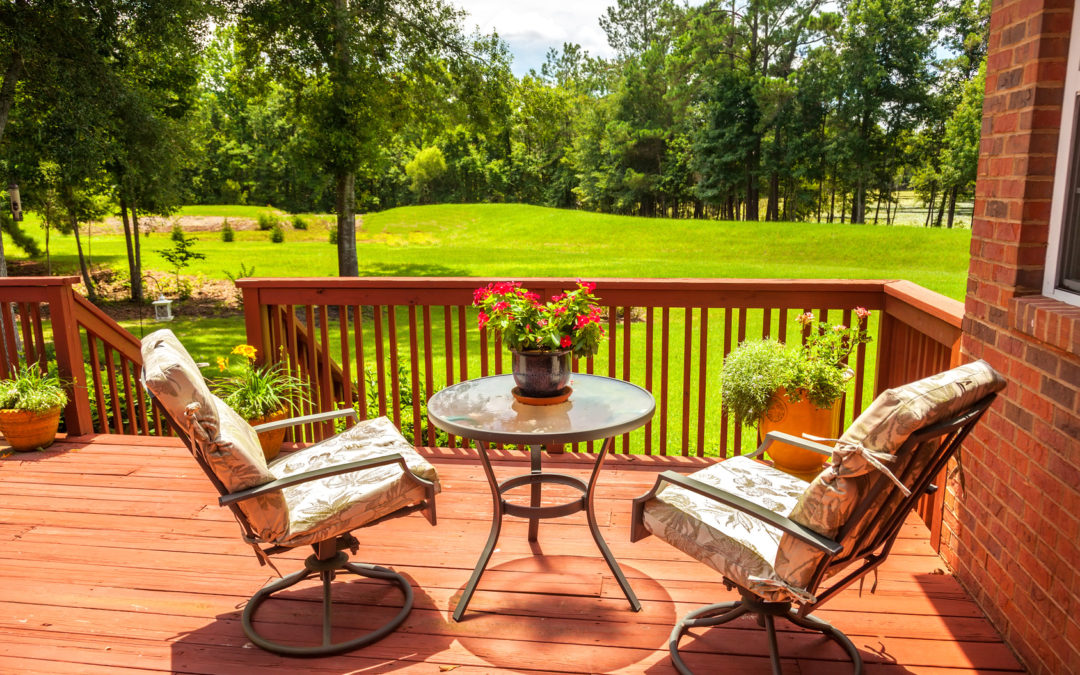 3 Tips for Cleaning Your Patio or Deck